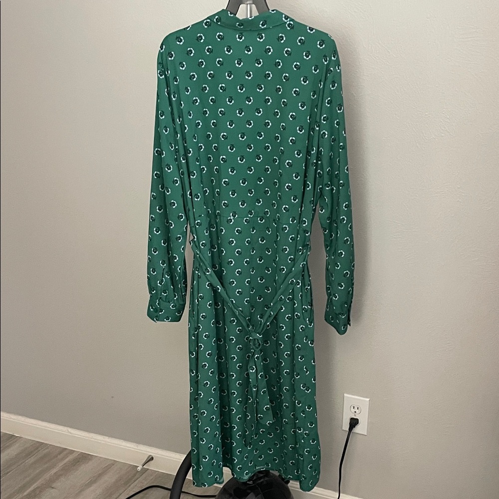 Green Patterned Women's Dress - Picture 6 of 6
